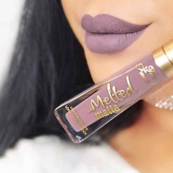 Too Faced Melted Matte - Picture 1 of 2